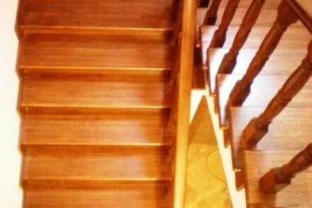 Компания по изготовлению деревянных лестниц фото 4